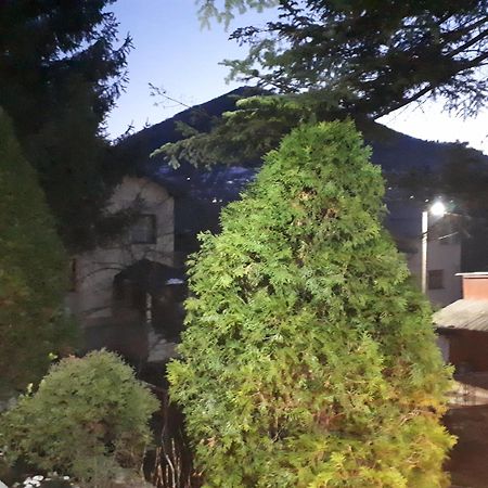 Obiteljski Apartman Borovi Visoko Εξωτερικό φωτογραφία
