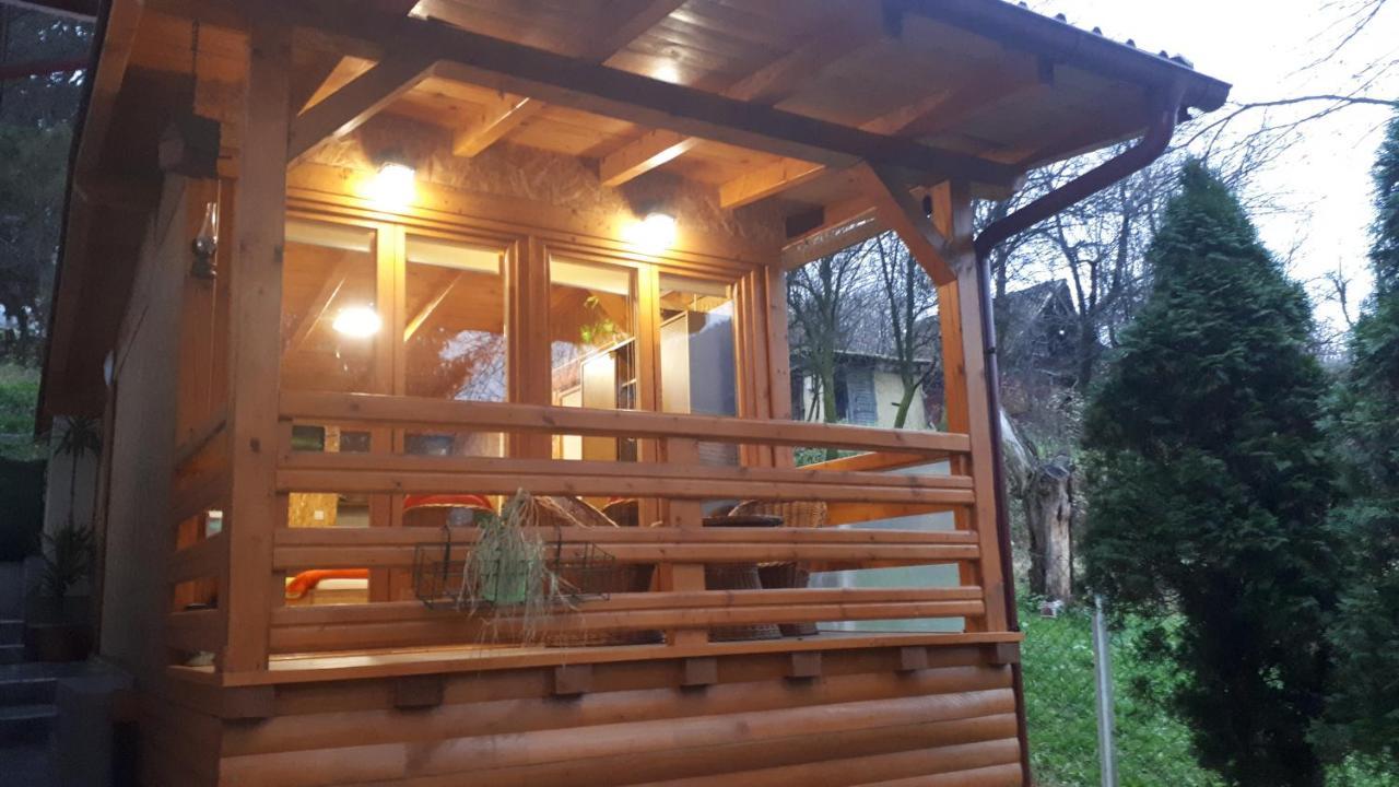 Obiteljski Apartman Borovi Visoko Εξωτερικό φωτογραφία