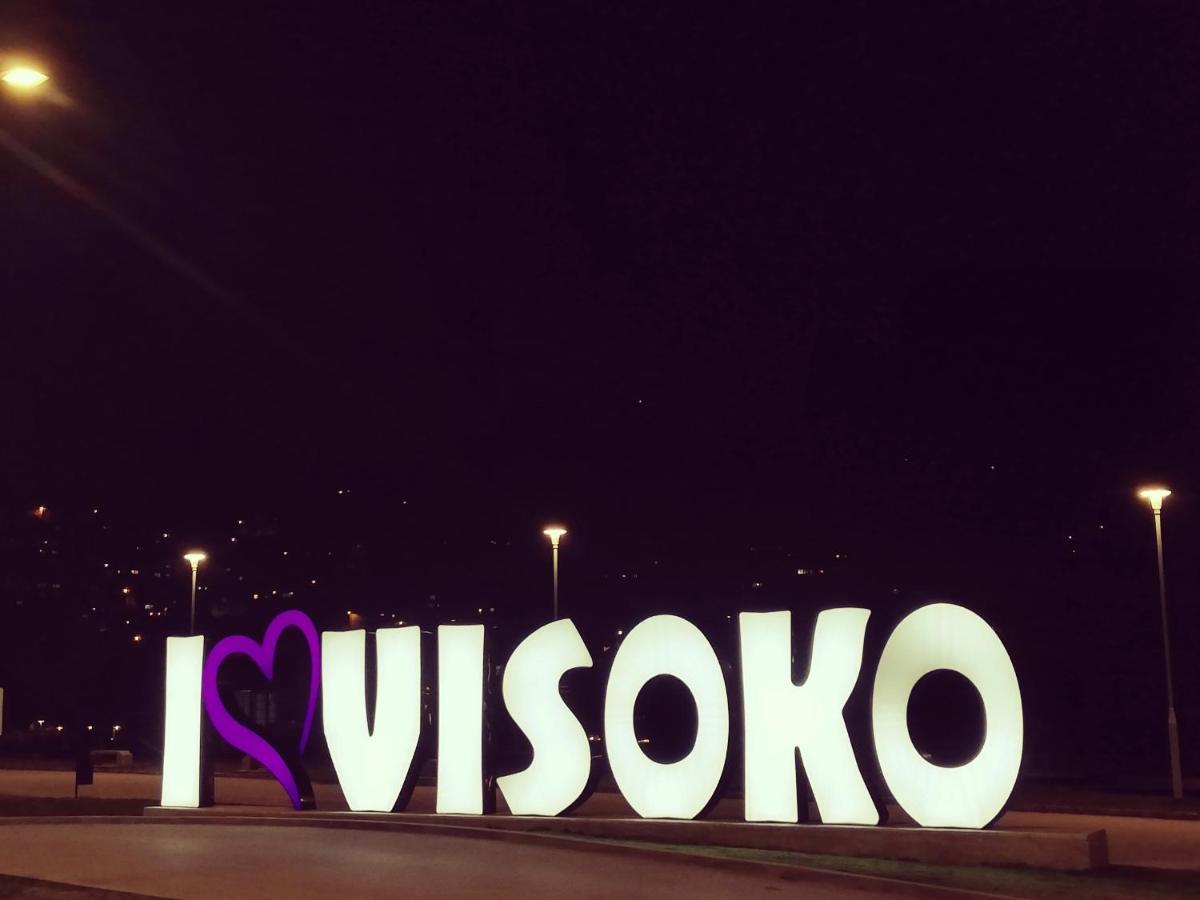 Obiteljski Apartman Borovi Visoko Εξωτερικό φωτογραφία