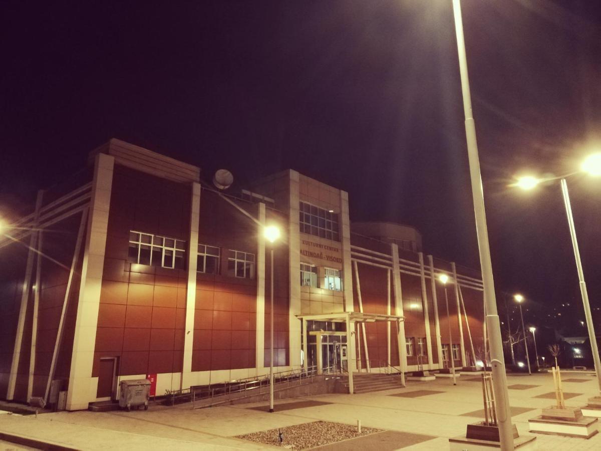 Obiteljski Apartman Borovi Visoko Εξωτερικό φωτογραφία