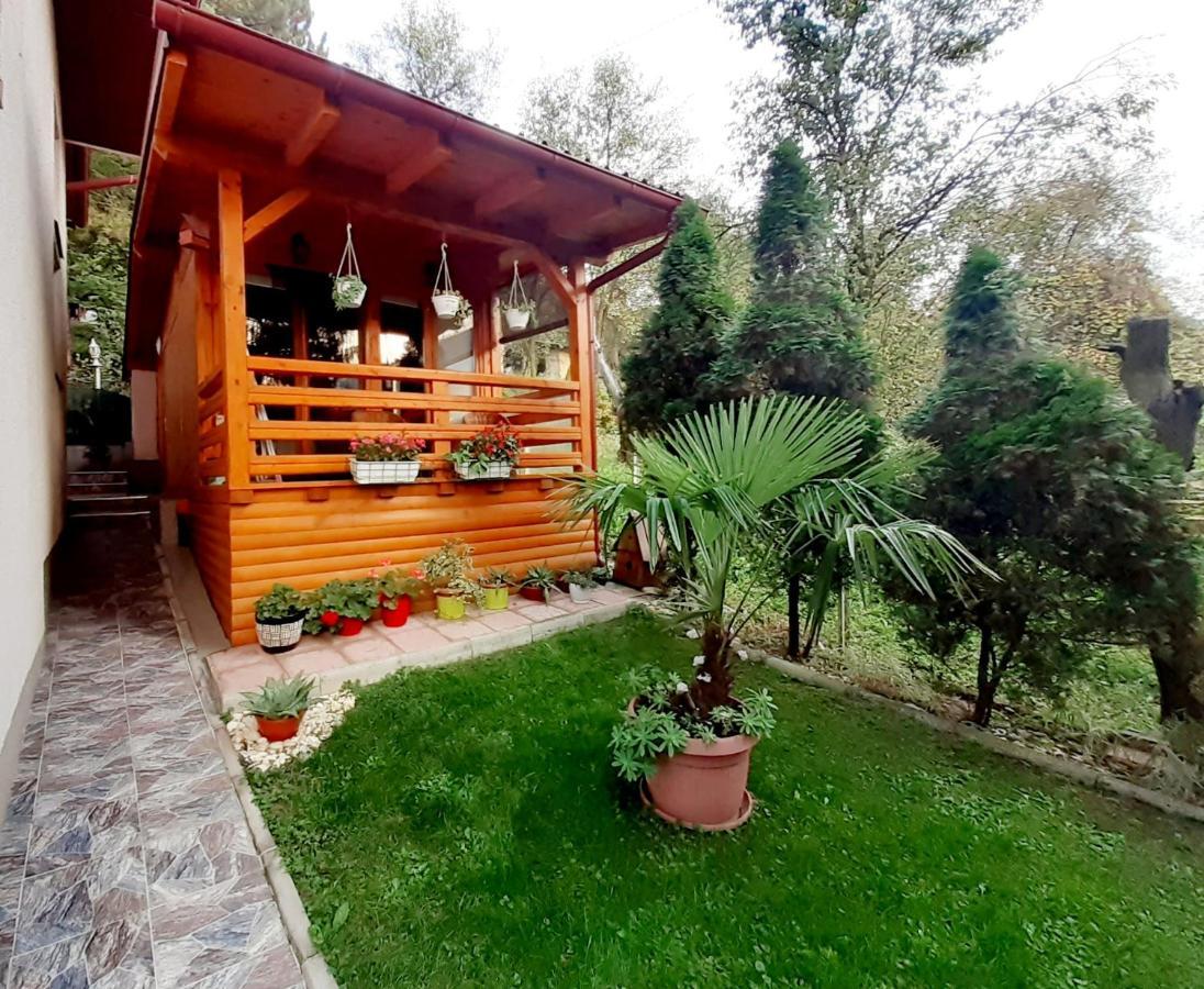 Obiteljski Apartman Borovi Visoko Εξωτερικό φωτογραφία