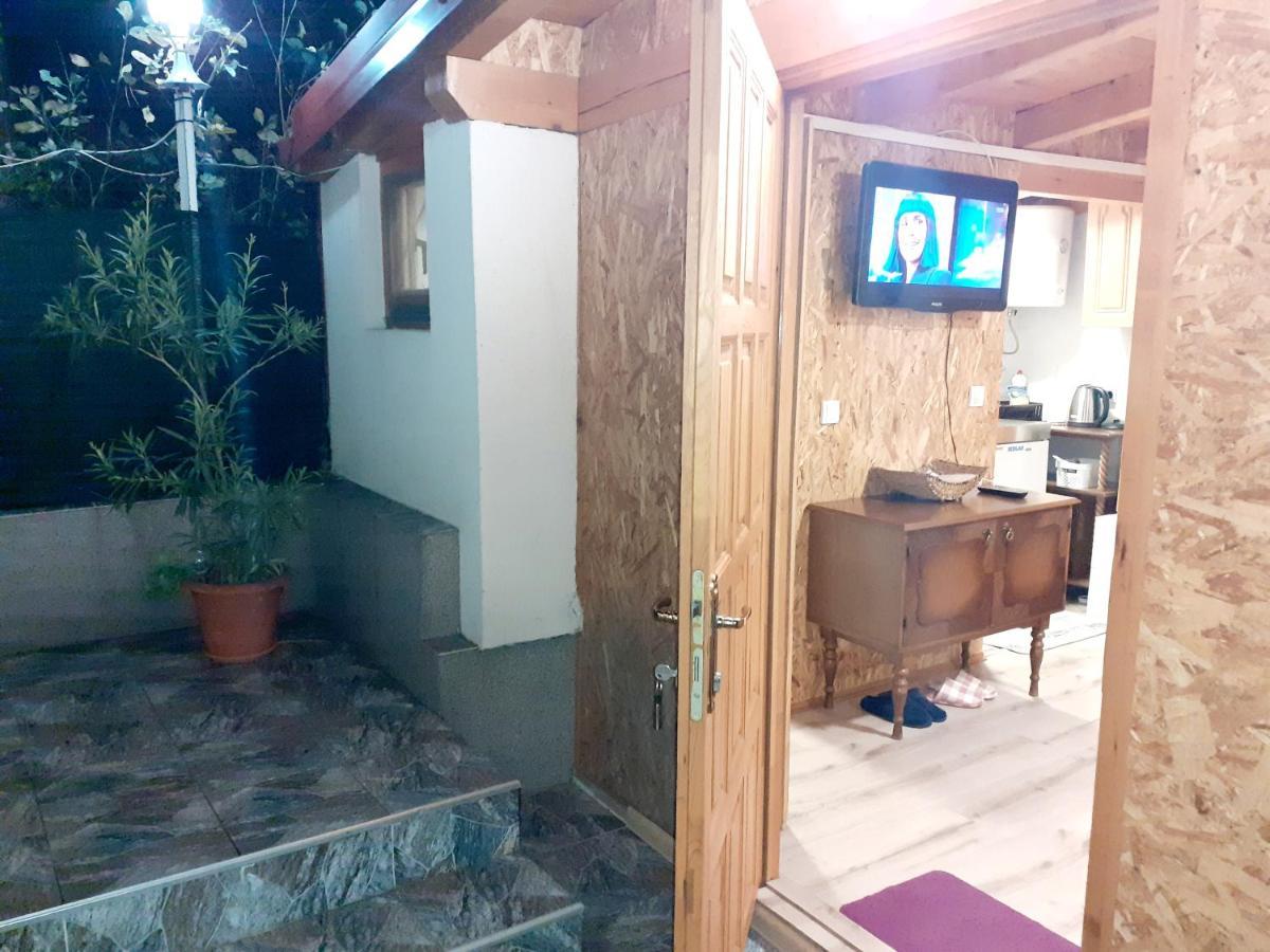 Obiteljski Apartman Borovi Visoko Εξωτερικό φωτογραφία