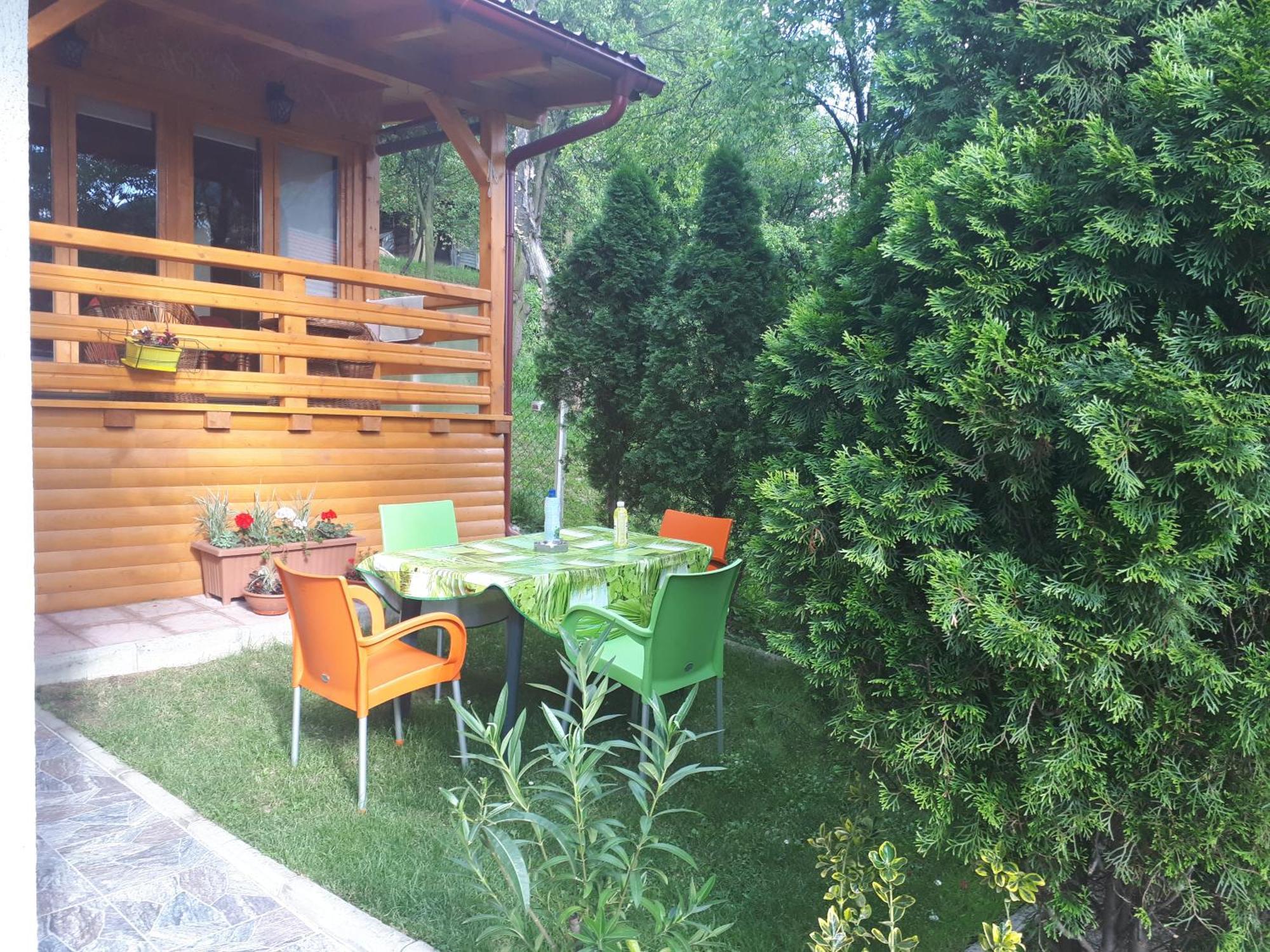 Obiteljski Apartman Borovi Visoko Εξωτερικό φωτογραφία