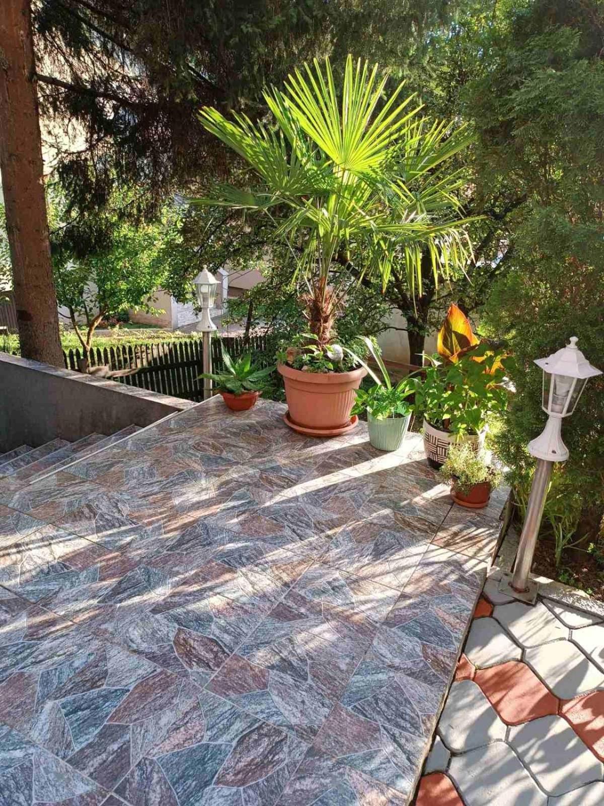 Obiteljski Apartman Borovi Visoko Εξωτερικό φωτογραφία
